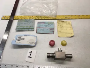 BOEING 727 737 PART INSTRUMENT AIRPLANE AIRCRAFT TURBO TAG VALVE DRAIN METAL